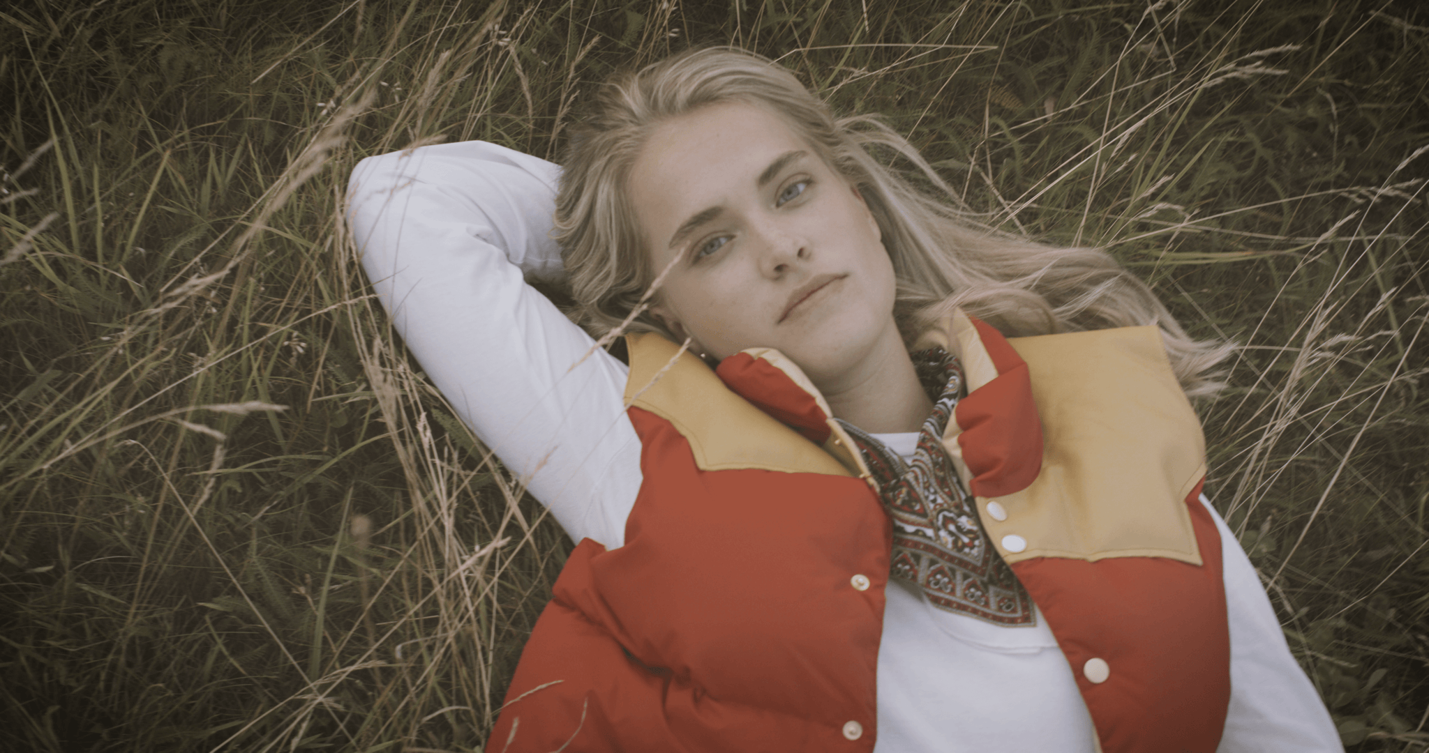 Scandinavian summer with rocky mountain featherbed, red RMFB vest 